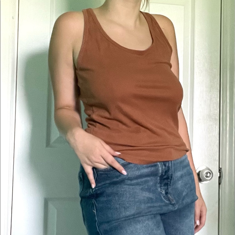 plain brown ribbed tank